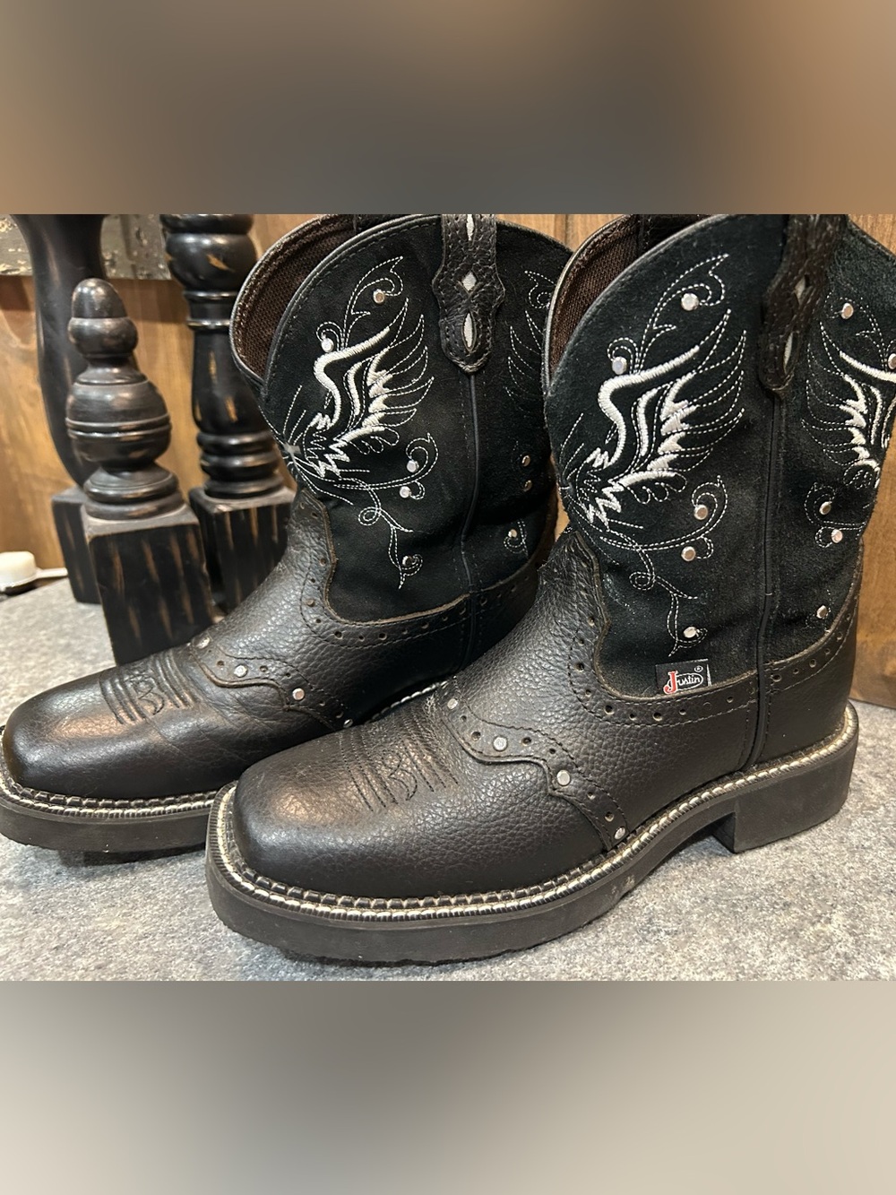 JUSTIN Gypsy Black Leather Western Cowboy Boots | WN Size 7 | Embroid Square Toe